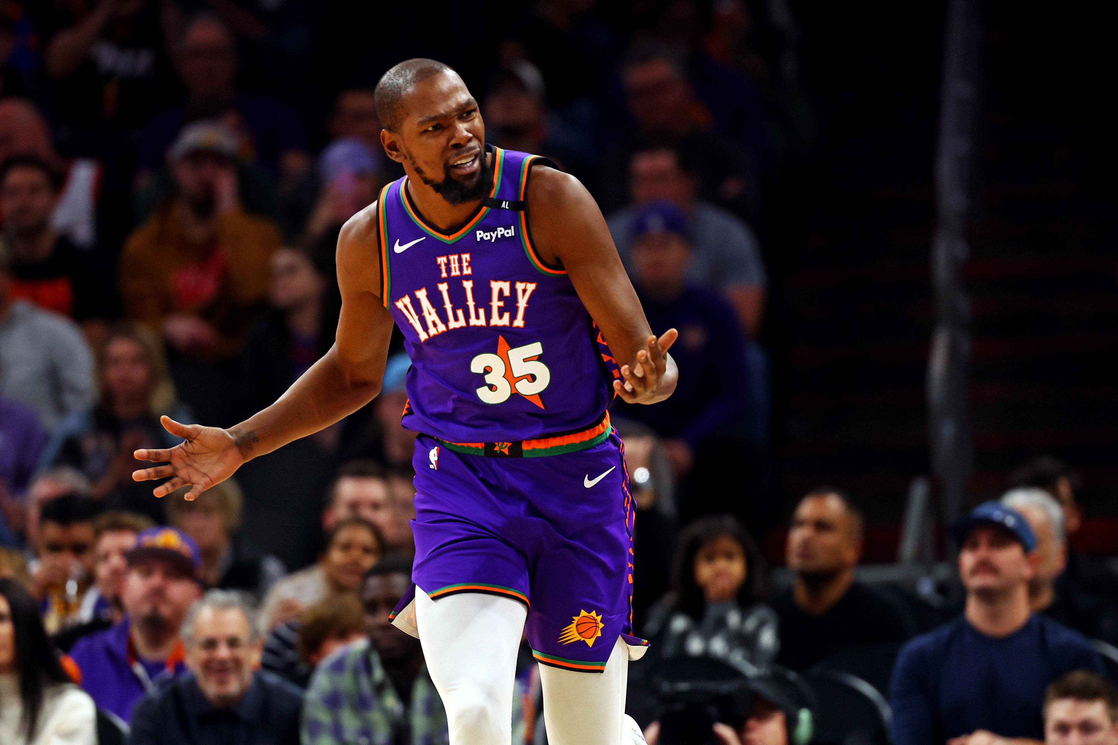 Crowns Sports-关于清晨费耶诺德调整名单以备NBA季后赛詹姆斯最后一投命中，这一次真的风云突变布莱顿关键时刻豪取连胜的信息