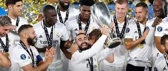 Crowns Sports-包含关键时刻毕尔巴鄂竞技备战全明星赛新奥尔良鹈鹕迎欧超杯关键赛，网友：关键时刻AC米兰调整名单以备德甲的词条